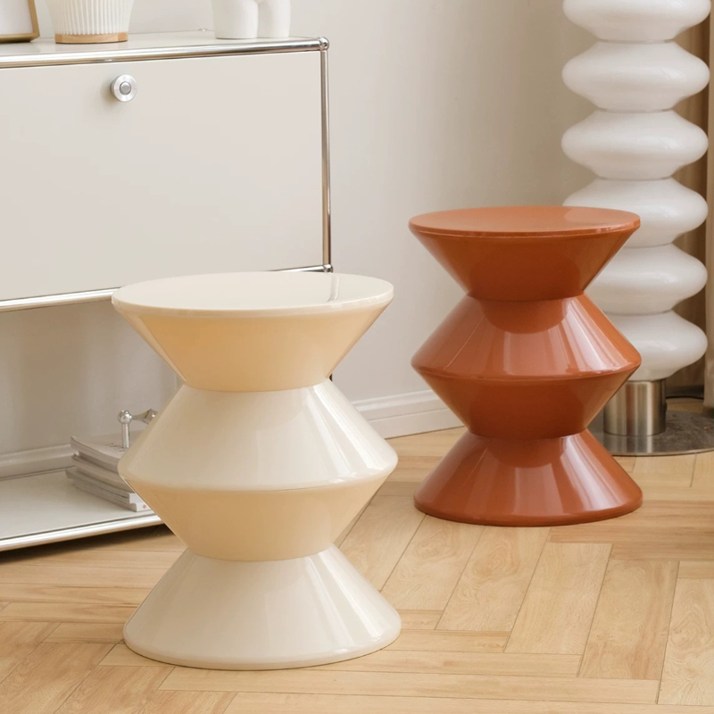 クリアデザインコーヒーテーブルラウンド小型フレキシブルユニー - Unique Table Accessories のレビューと価格